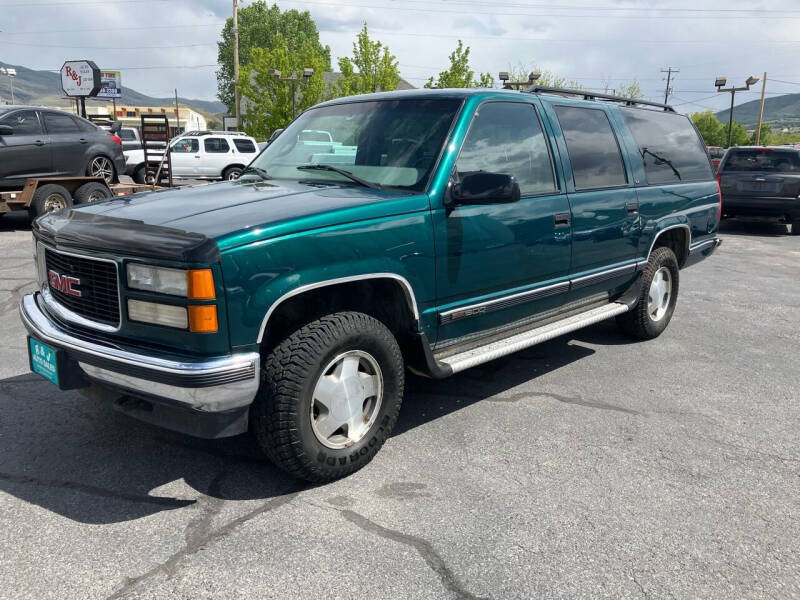 1999 GMC Suburban for sale at R & J Auto Sales in Pocatello ID