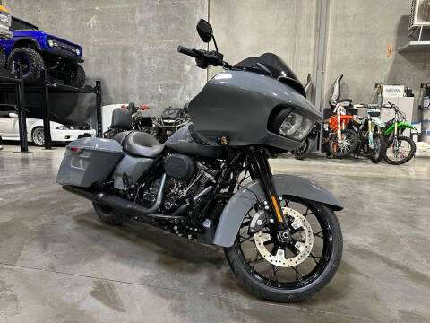 2022 Harley-Davidson Road Glide for sale at Platinum Motors in Portland OR