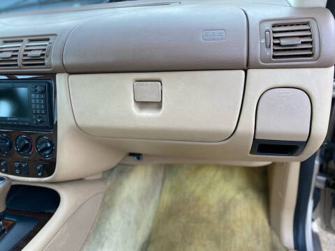 2001 Mercedes-Benz M-Class ML 320