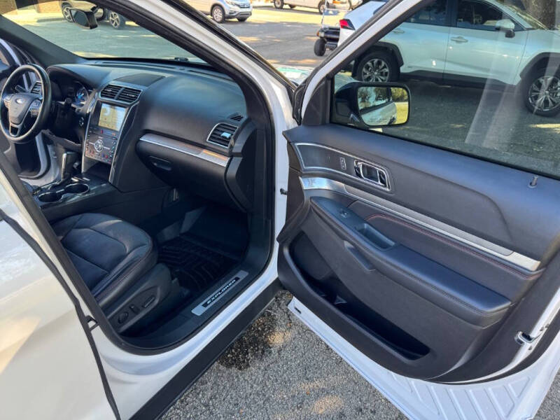 2019 Ford Explorer Sport