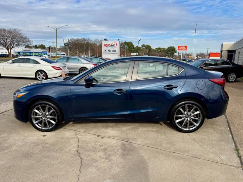 2018 Mazda MAZDA3 Touring