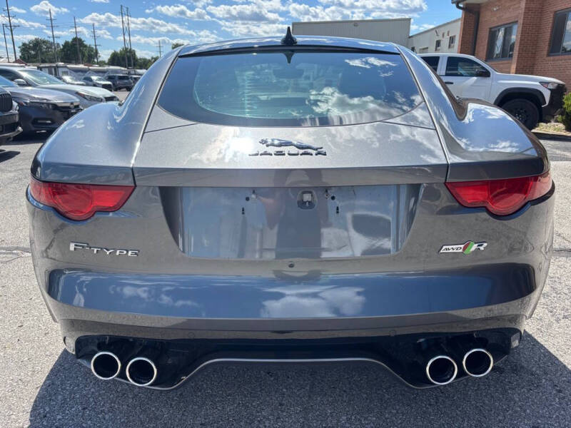 2017 Jaguar F-TYPE R