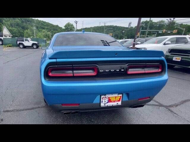 2016 Dodge Challenger R/T Plus