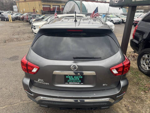 2017 Nissan Pathfinder S