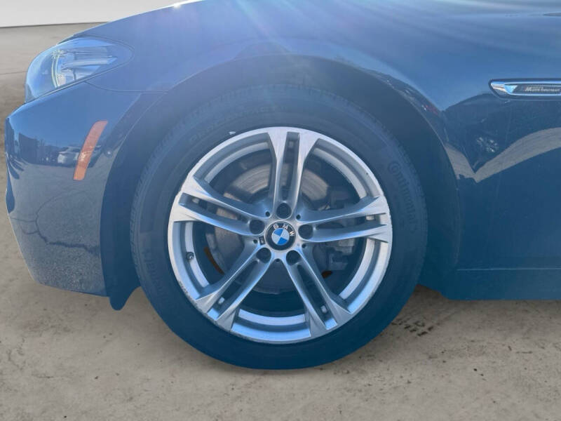 2016 BMW 5 Series 528i