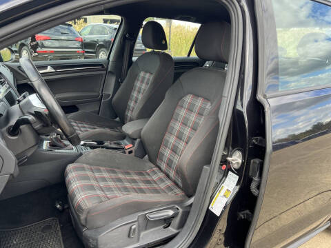 2017 Volkswagen Golf GTI S