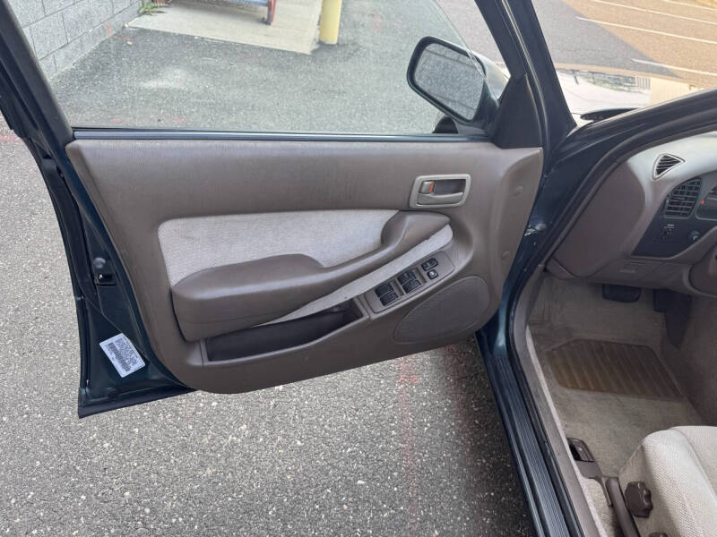 1996 Toyota Camry LE