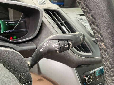 2014 Ford C-MAX Hybrid SE