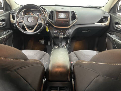 2016 Jeep Cherokee Latitude Altitude