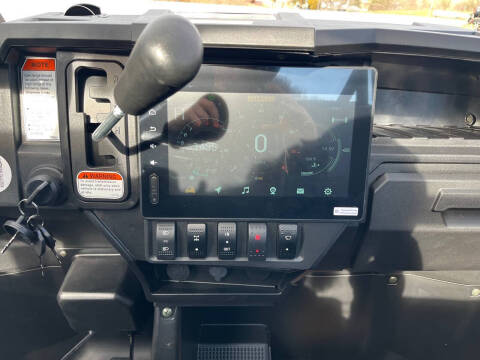 2025 Massimo T-BOSS 560L