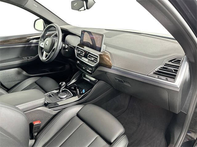 2024 BMW X4 xDrive30i