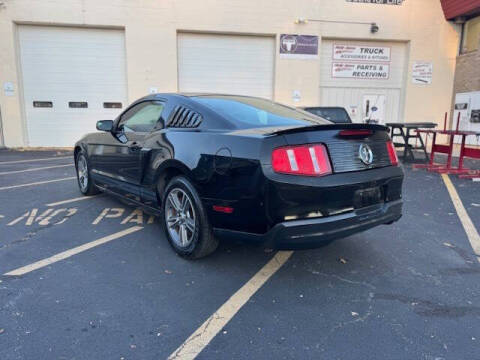 2010 Ford Mustang V6