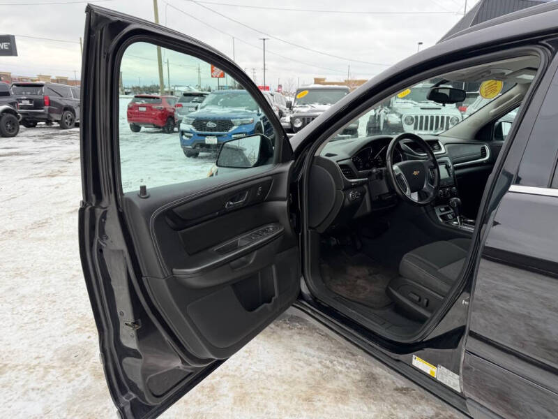 2017 Chevrolet Traverse LT