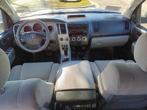 2008 Toyota Sequoia SR5