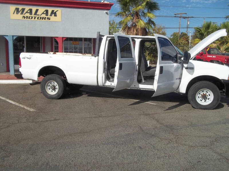 2002 Ford F-350 Super Duty XLT photo 66