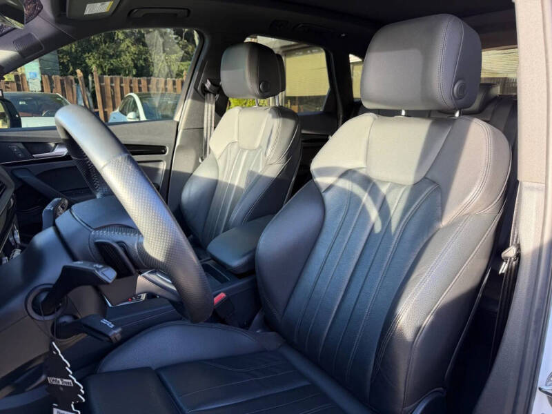 2019 Audi Q5 quattro Prestige 45 TFSI