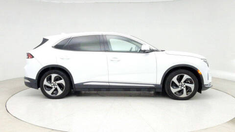 2023 VinFast VF8 Eco City Edition