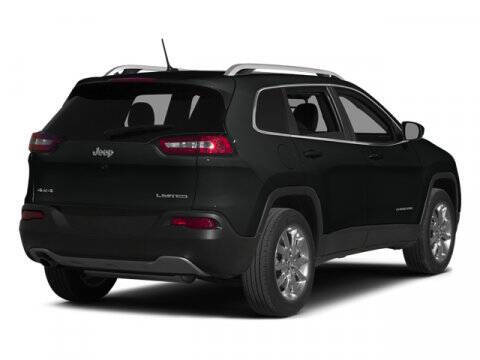 Used 2014 Jeep Cherokee Latitude with VIN 1C4PJMCSXEW300665 for sale in Saint Helena, CA