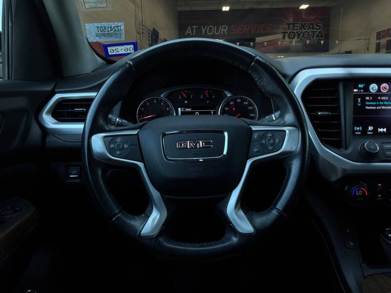 2018 GMC Acadia SLE-2