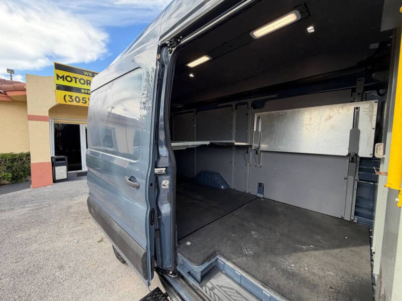 2020 Ford Transit 250