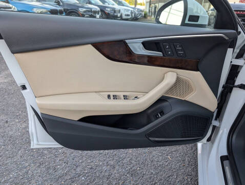 2017 Audi A4 2.0T quattro Premium Plus