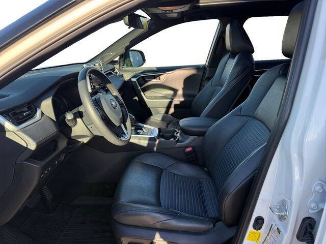 2021 Toyota RAV4 Hybrid XSE