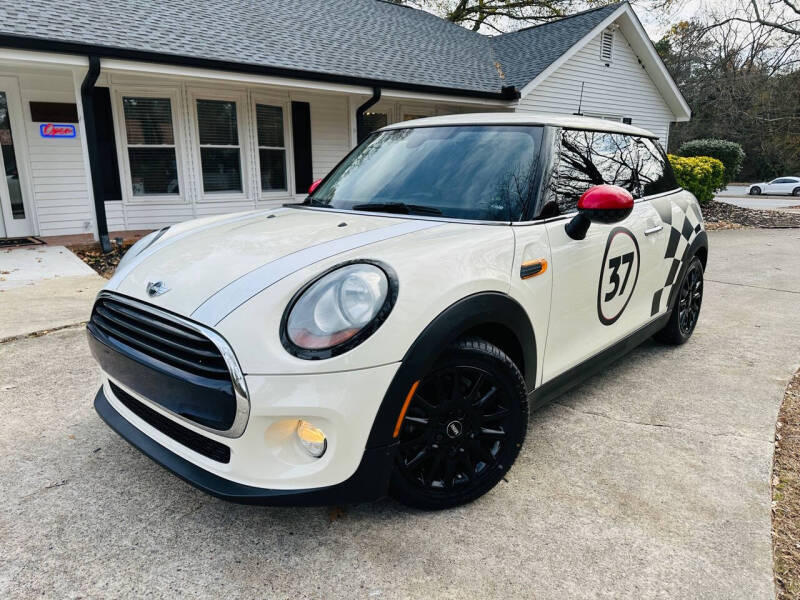 MINI Cooper's photo