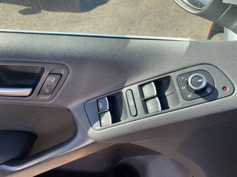 2011 Volkswagen Tiguan SEL 4Motion