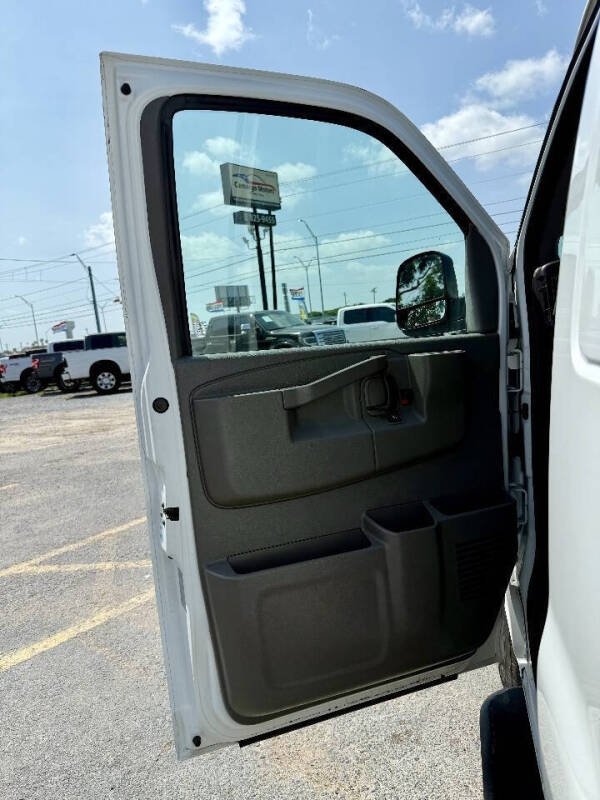 2018 Chevrolet Express 2500
