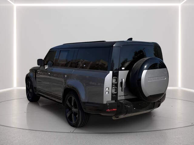 2024 Land Rover Defender 130 P400 X