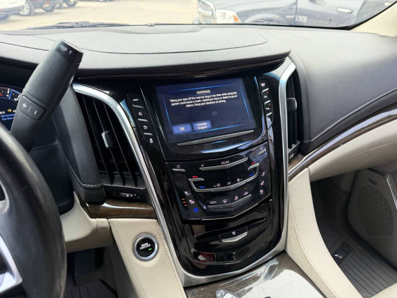 2018 Cadillac Escalade Premium Luxury