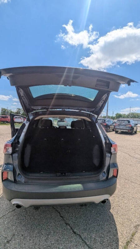 2020 Ford Escape S