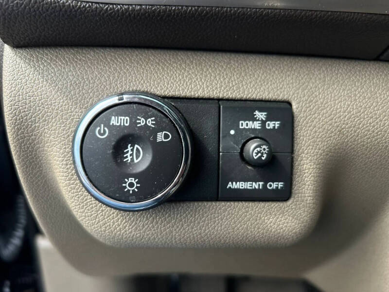 2016 GMC Acadia Denali