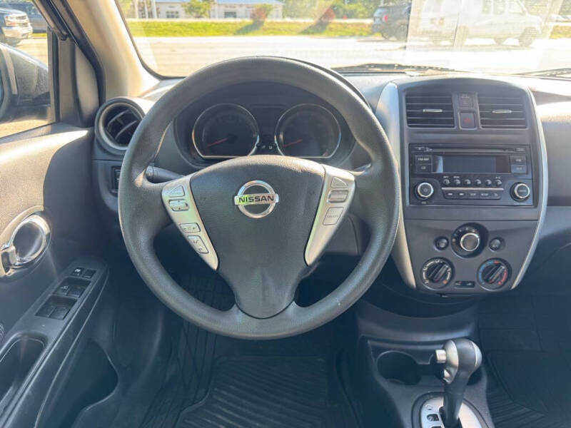 2016 Nissan Versa
