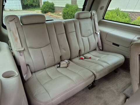 2004 Cadillac Escalade