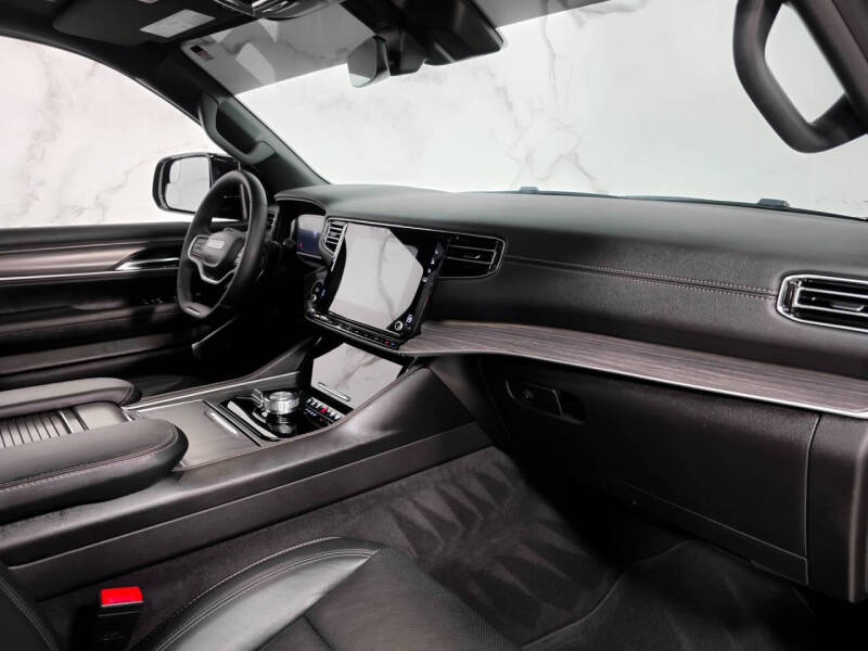 2023 Jeep Wagoneer Series II