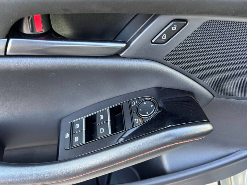 2025 Mazda Mazda3 Sedan 2.5 Carbon Turbo