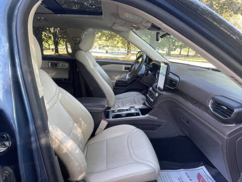 2020 Ford Explorer Platinum