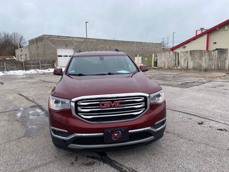 2017 GMC Acadia SLE-2