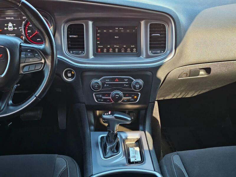 2020 Dodge Charger SXT