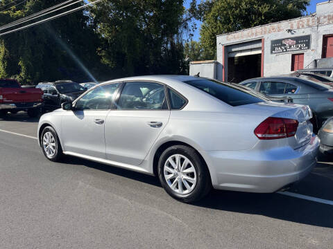 2013 Volkswagen Passat S PZEV