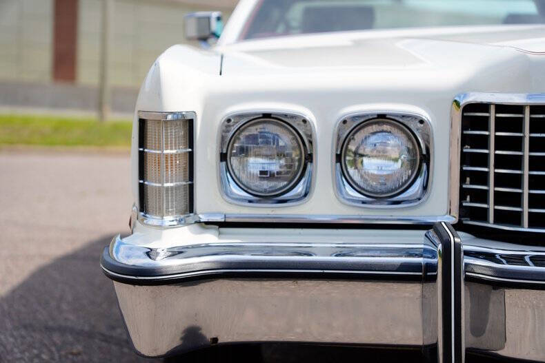 1976 Ford Thunderbird
