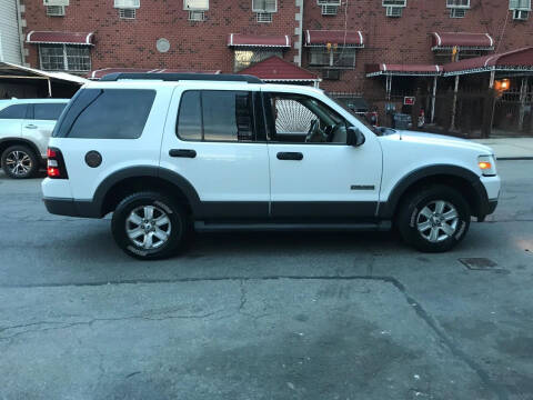 2006 Ford Explorer for sale at BLS AUTO SALES LLC in Bronx NY