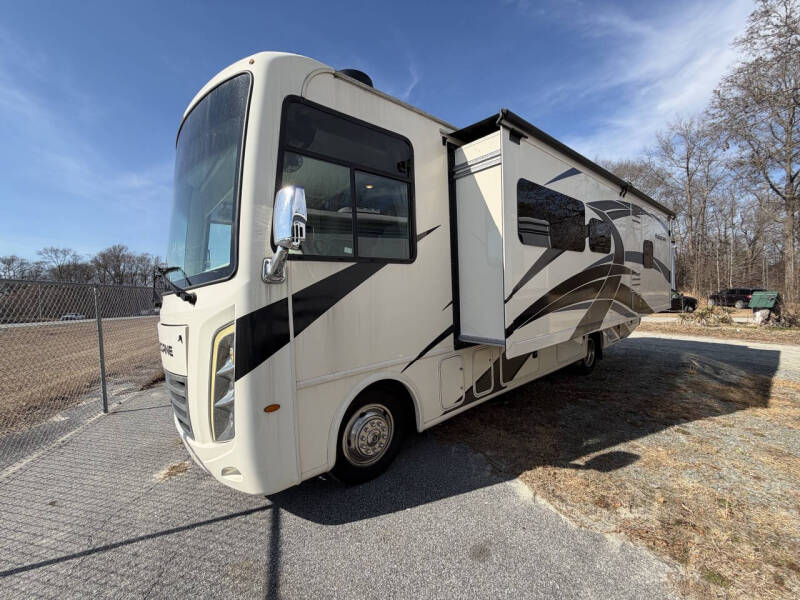 2022 Thor Motor Coach Hurricane 29M