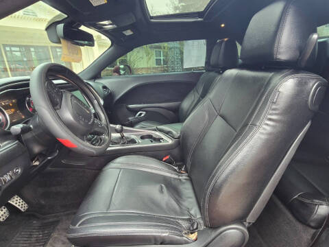 2015 Dodge Challenger R/T Plus