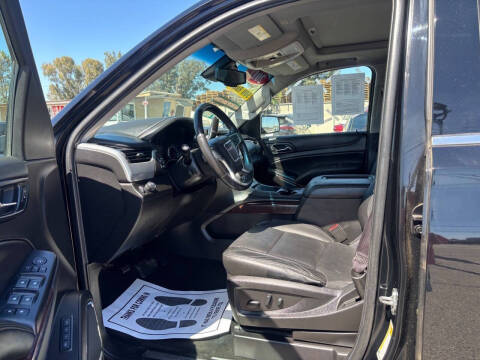 2017 GMC Yukon XL SLT