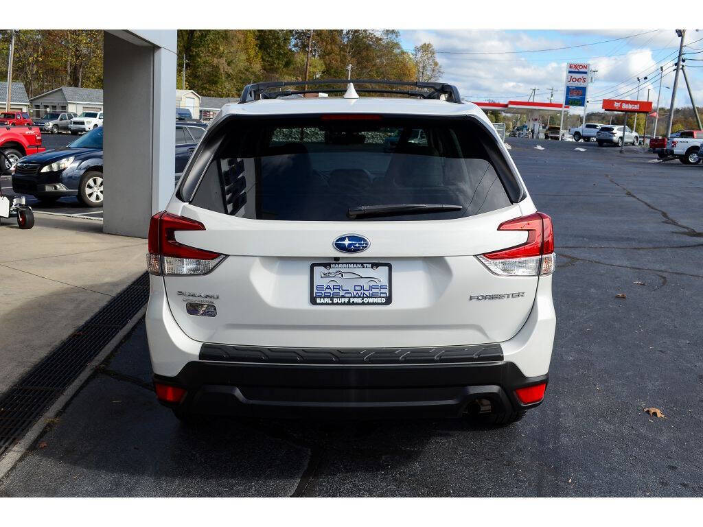 2022 Subaru Forester for sale at EARL DUFF PRE-OWNED CENTER in Harriman, TN