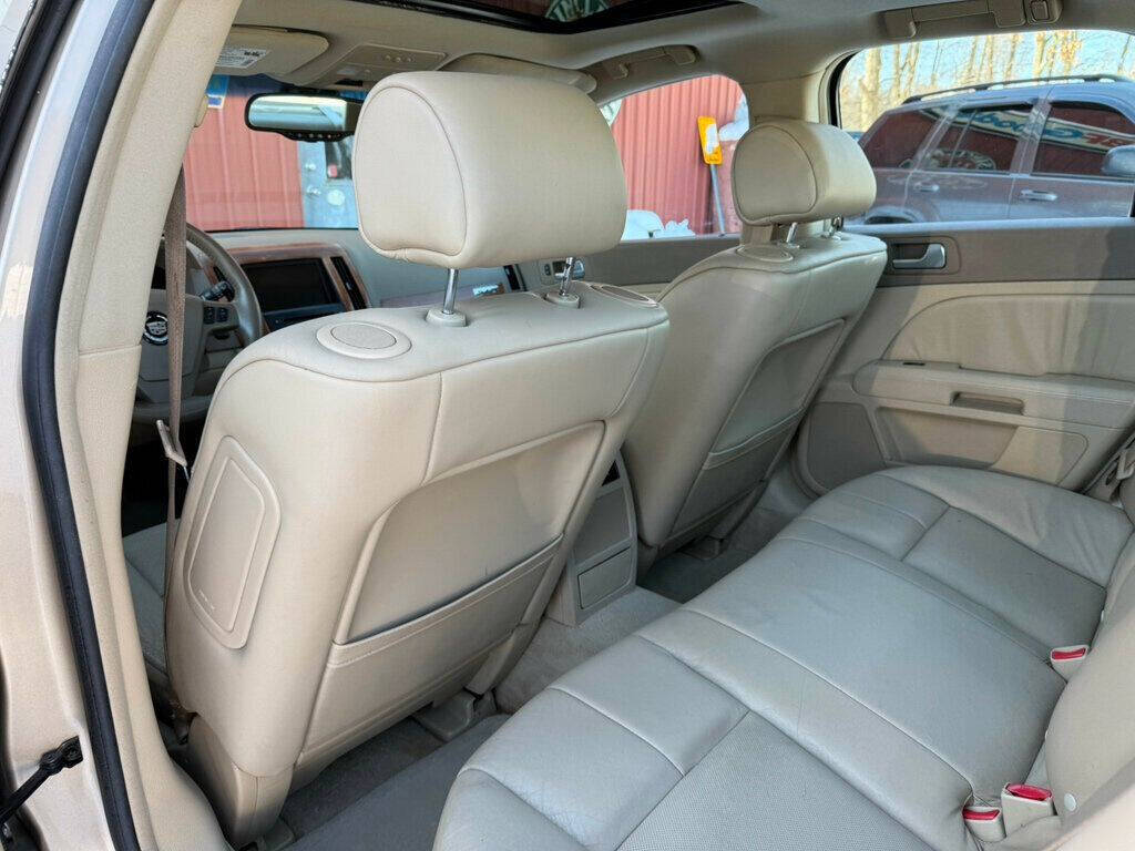 2006 Cadillac STS 39