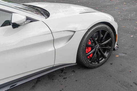 2020 Aston Martin Vantage