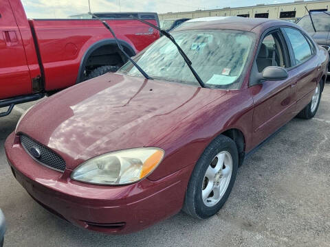 2005 Ford Taurus for sale at COLT MOTORS in Saint Louis MO